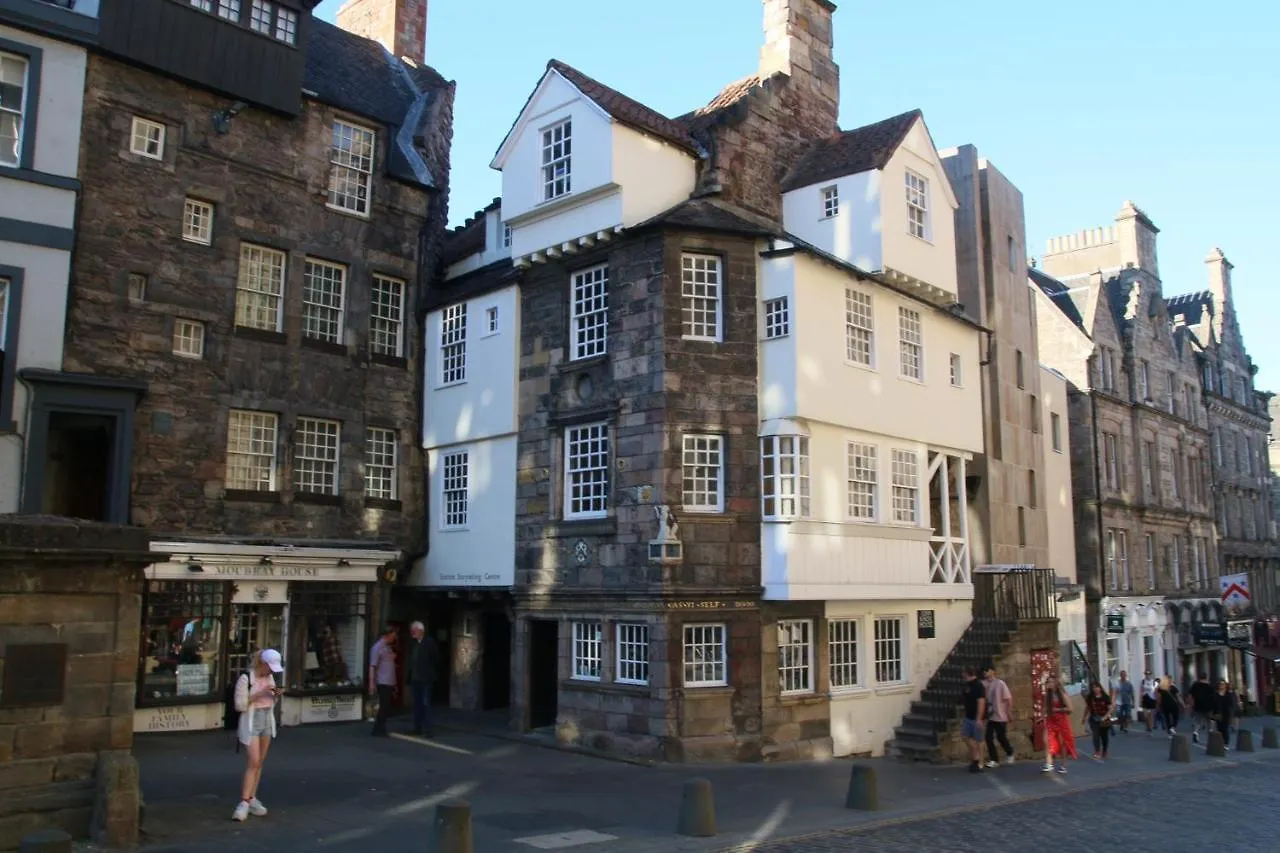 Mid-Mile Apartment Edinburgh